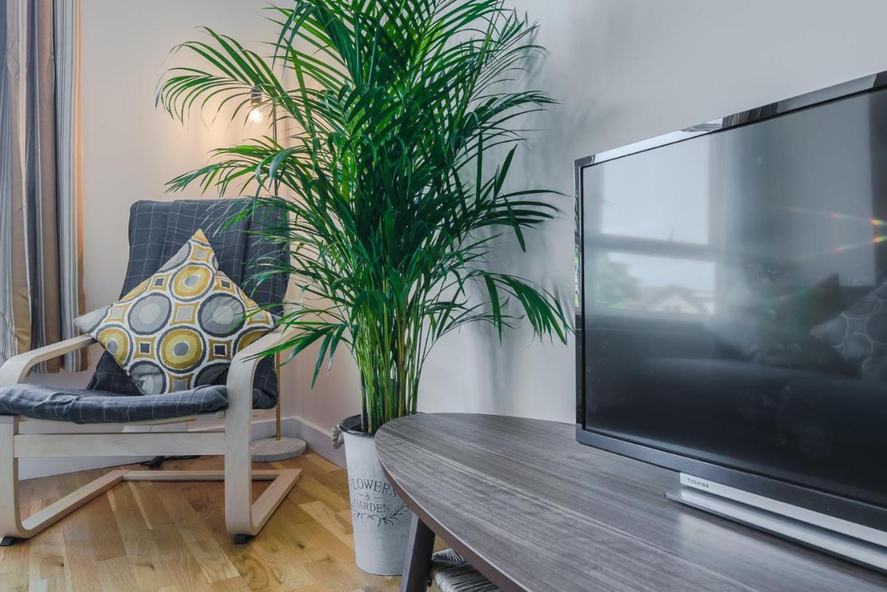 Panorama Apartments By Mesh Accommodation Short & Long Term Lets Ashford For Contractors Or Corporate Stays Exterior foto