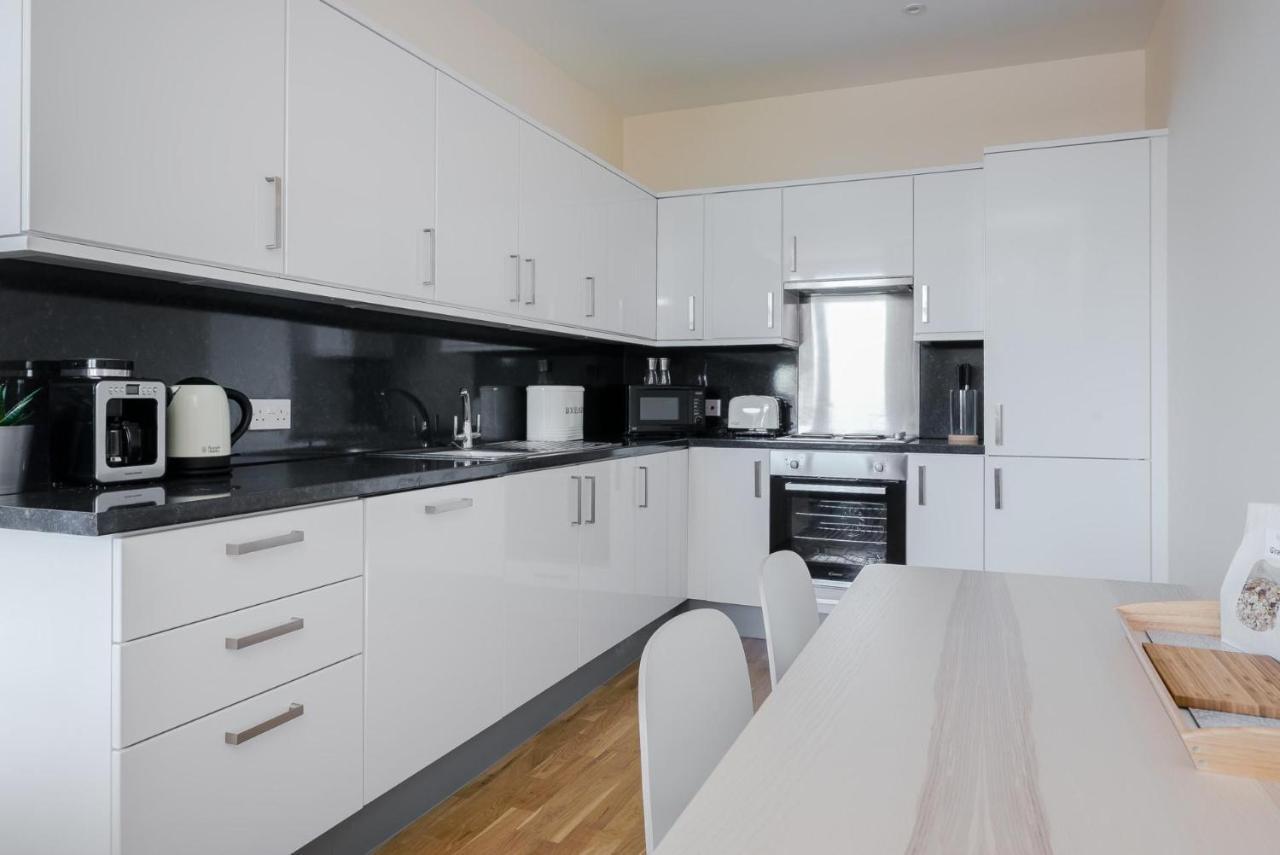 Panorama Apartments By Mesh Accommodation Short & Long Term Lets Ashford For Contractors Or Corporate Stays Exterior foto